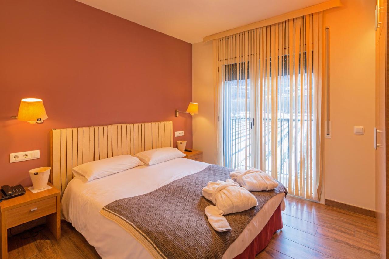 Aparthotel Trainera Esterri d'Àneu Esterno foto